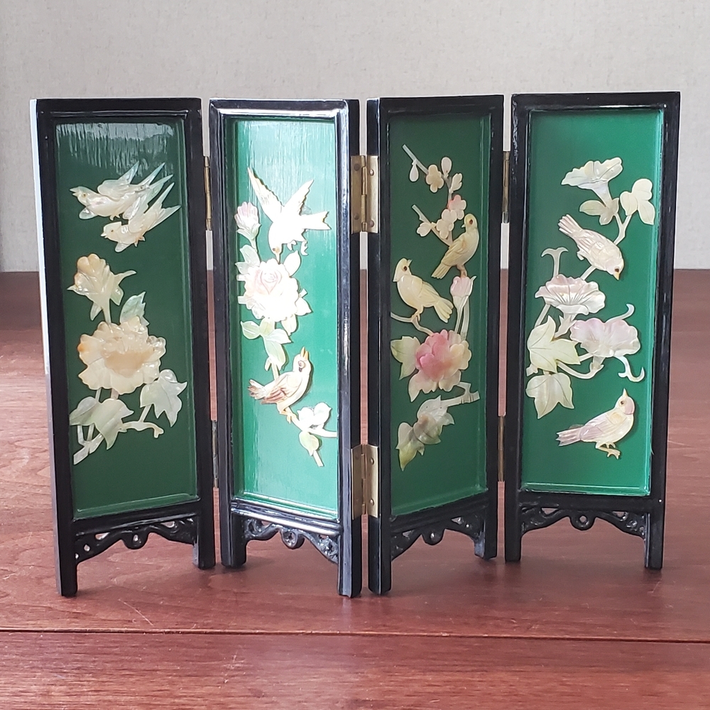 Vintage Chinese Tabletop Screen Divider Carved Shell Mother of Pearl Lacquered